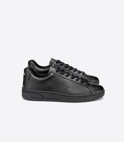 Black Veja Urca CWL Men's Sneakers | IE-124291