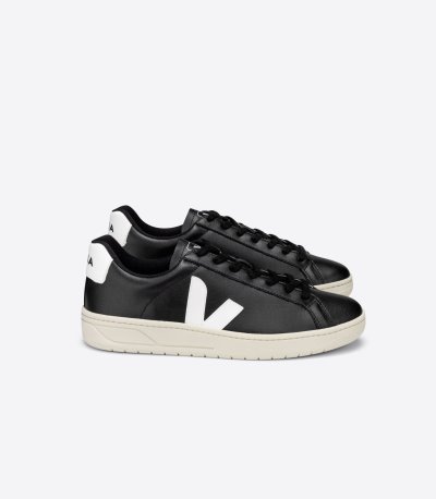 Black / White Veja Urca CWL Men's Sneakers | IE-821380